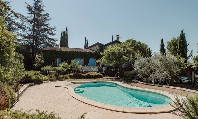 Chateau-Arnoux-Saint-Auban Villa | Villa Les Iris