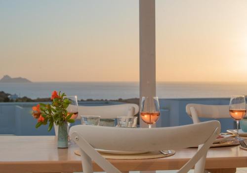 Pitsidia Apartment | VILLA LEVANTA - Stilvolle, geräumige Luxus-Steinvilla ebenerdig spektakuläre Aussicht durchdachter Komfort in Toplage Sonnenuntergang Meer Infinity-Pool Privatsphäre