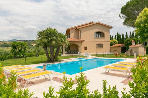 Riparbella Villa | VILLA LIGUSTRO