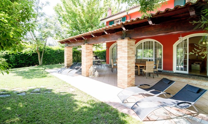 Diano Marina House | VILLA LISA - COUNTRY HOUSE LISA. HOUSE WITH GARDEN 7 MINUTES WALK FROM THE SEA