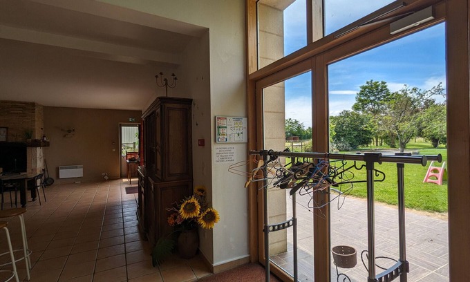 Lourouer-Saint-Laurent House | Villa Lourouer-Saint-Laurent, 4 bedrooms, 20 persons