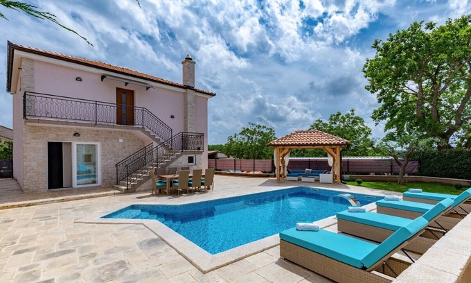Lasici Villa | Villa Loki- your exclusive Holiday Home in Istria