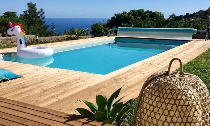 L'Etang-Sale House | - VILLA LONGANIS -