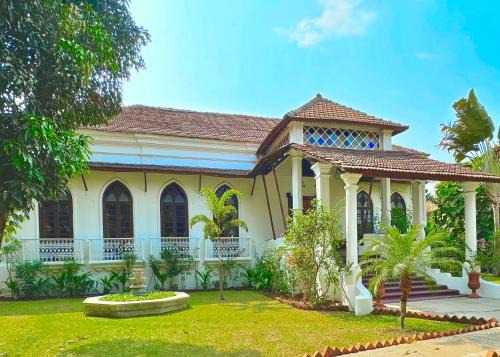 Parra Villa | VILLA LOU GOA Heritage Portuguese House 1903 With Pool