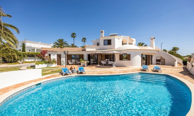 Lagoa e Carvoeiro Villa | Villa Lua - Three Bedroom Villa, Sleeps 6