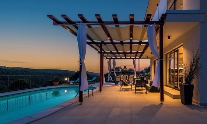 Sibenik Villa | Villa LucaToni