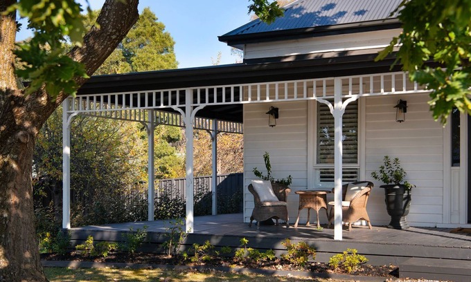 Hepburn Springs House | Villa Lumiere - Charming, cosy and utterly unique — your perfect Hepburn Springs escape