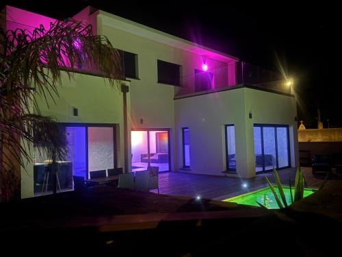 Villetelle Villa | Villa luxueuse