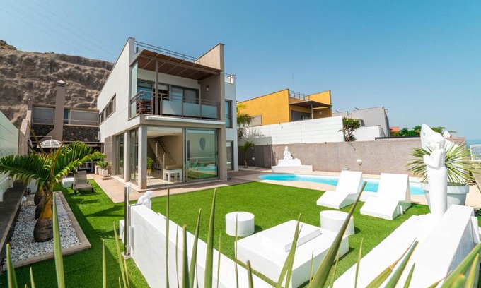 Santa Cruz de Tenerife Villa | VILLA LUXURY VISTA DE MAR