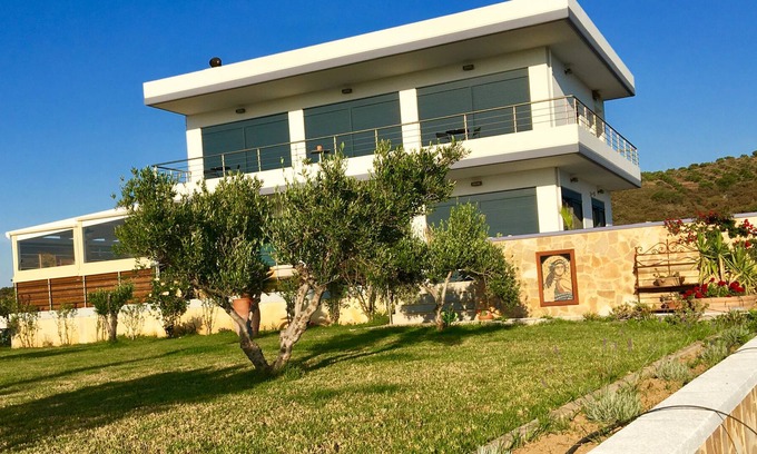 Plakalona House | Villa luxury I FOLIA