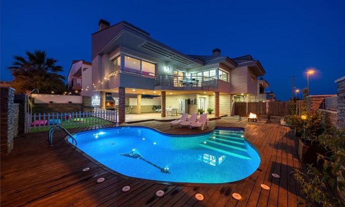 Reus House | Villa Luxury Rock Tirri