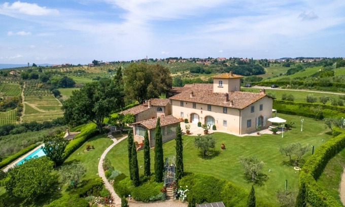 Tavarnelle Val di Pesa Villa | Villa Martina In Tavarnelle Val di Pesa - Tuscany