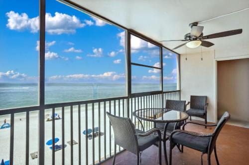 Madeira Beach House | Villa Madeira 505 - Premier