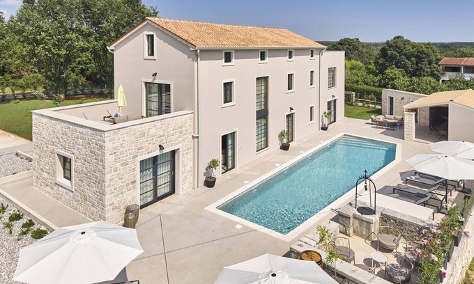 Kirmenjak Villa | Villa Madora - An oasis of elegance and comfort
