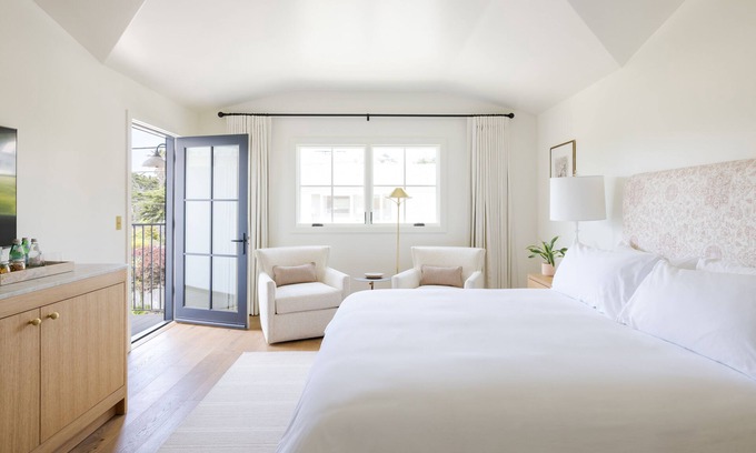 Carmel Point Hotel | Villa Mara Carmel
