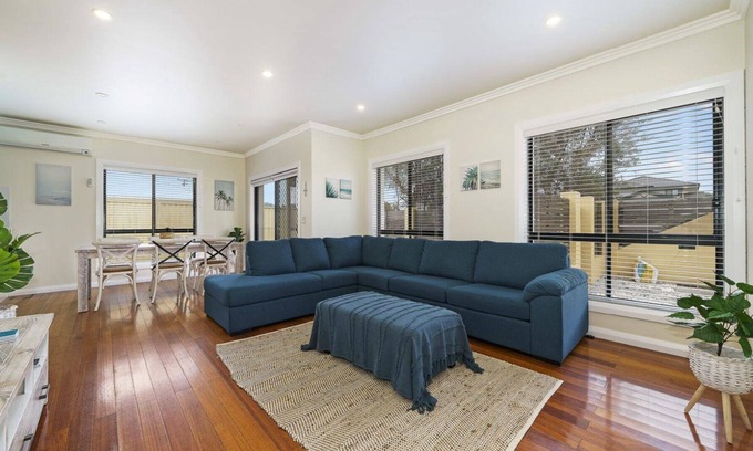 Ettalong Beach House | Villa Mare Ettalong Beach