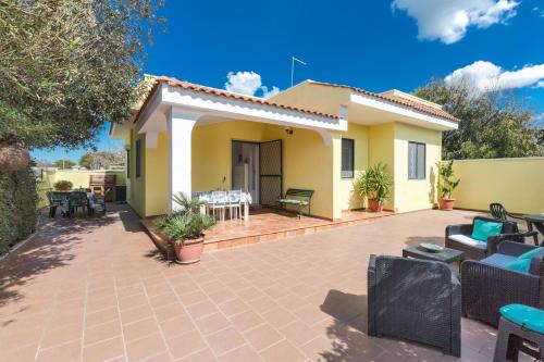 Punta Prosciutto House | Villa Maria by BarbarHouse