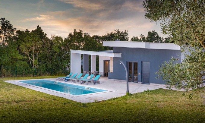 Prkacini Villa | Villa Mariva - beautiful modern built villa with private pool