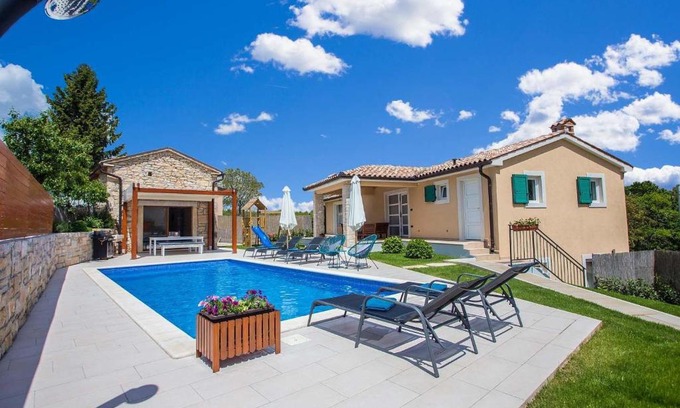 Katun Lindarski House | Villa Mathilda