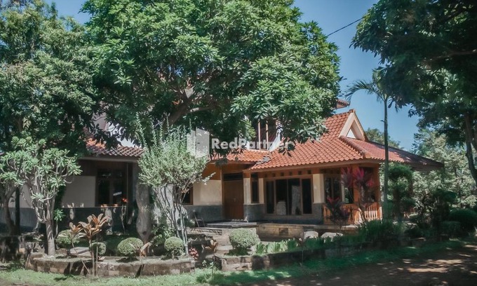 Sangkanurip Hotel | Villa Mawar Adinda Kuningan Syariah RedPartner