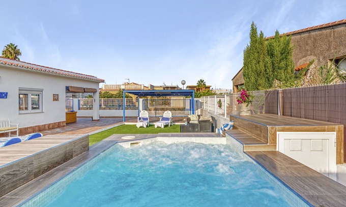 Oliva Villa | Villa 'Mediterraneo' with Private Pool, Wi-Fi and Air Conditioning