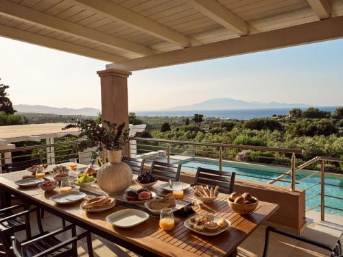 Planos Villa | Villa Merovigli - Sea Views & Private Pool, Ideal for Large Groups, by ZanteWize