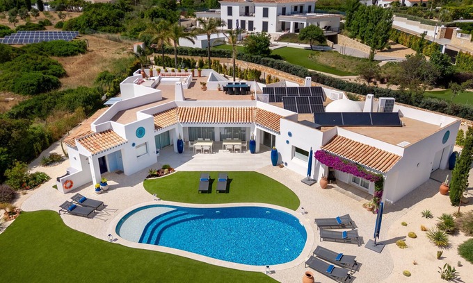 Carvoeiro Villa | Villa Miramar - luxury at the Carvoeiro cliffs