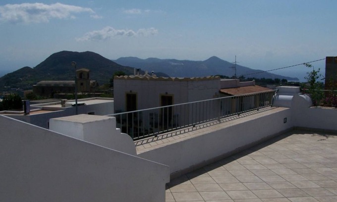 Pianoconte House | Villa Mountain Pianoconte Lipari