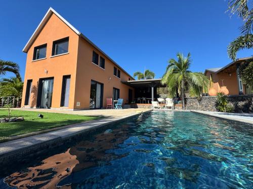 Carosse Villa | Villa Naiya