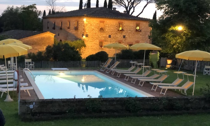 Monteroni d'Arbia Villa | Villa near Siena, 30% off for weeks from Sat to Sat