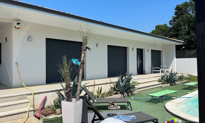 Saucats Villa | Villa near the Bassin d'Arcachon with private pool
