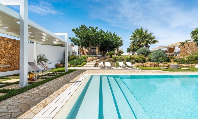 Marausa Villa | Villa Nerissa - Private villa with pool