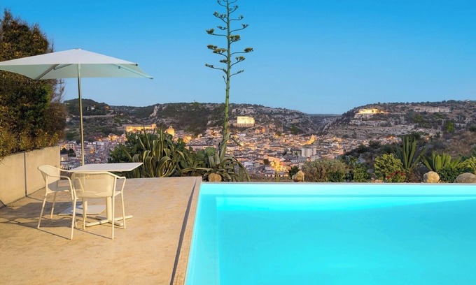 Scicli Villa | Villa Nico - Exclusive villa with pool