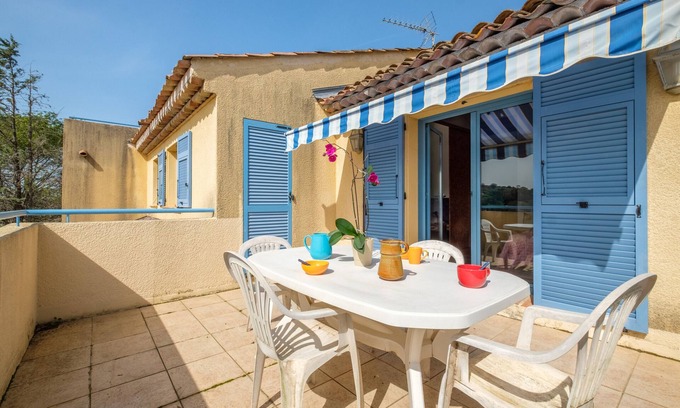 Chateauneuf-Grasse Apartment | Villa 'Numéro 2' peaceful, Private Pool and HD Wi-Fi