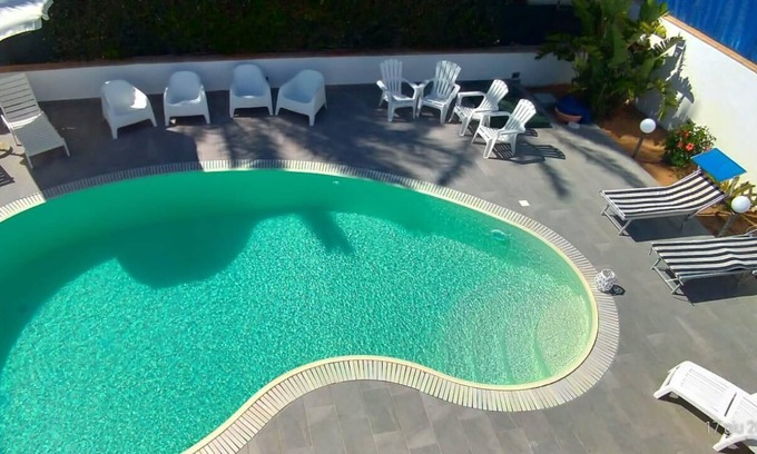 Tre Fontane Villa | Villa Occhi Blu - Tre Fontane