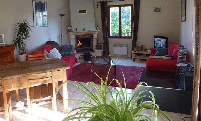 L'Isle-sur-la-Sorgue Villa | villa of 90 m2 not overlooked in charming town