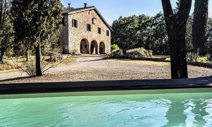 Monteroni d'Arbia Villa | Villa of the 13th century
