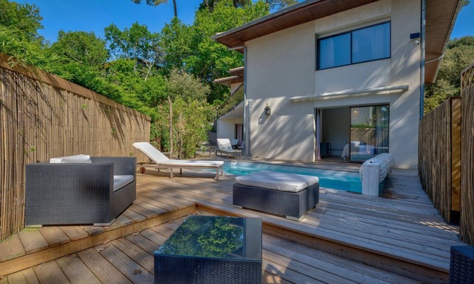 Arcachon Villa | Villa of the source