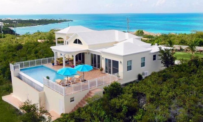 Island Harbour Villa | Villa Okeanos Anguilla