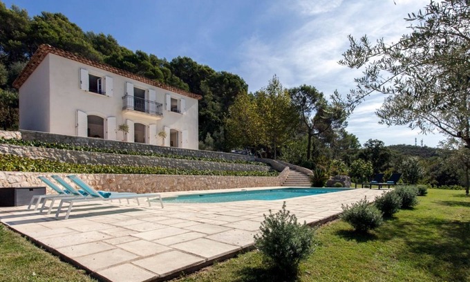 Pegomas Villa | Villa Olea - Four Bedroom Villa, Sleeps 8