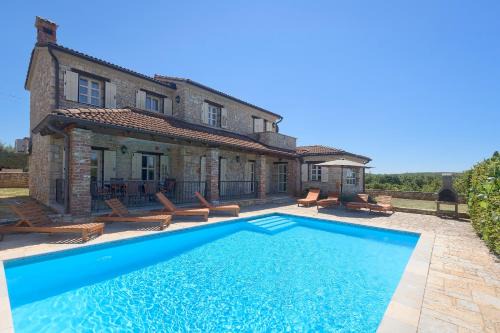 Visnjan Villa | Villa Olivetta by Istrian Country Houses
