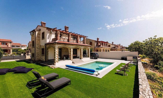 Cabrunici House | Villa Olivia Cabrunici