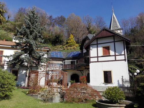 Nebbiuno Apartment | Villa Ombrosa