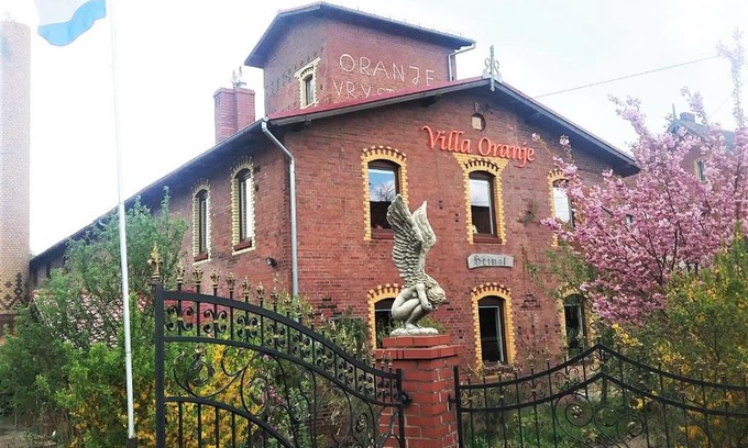 Bolkow House | Villa Oranje