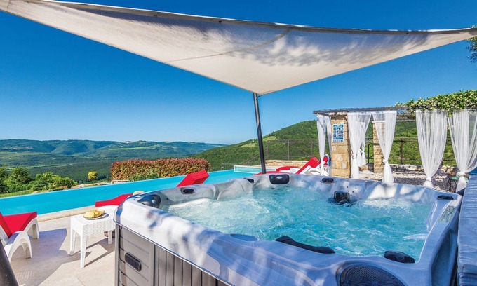 Golubici Villa | Villa Over the Hill Top