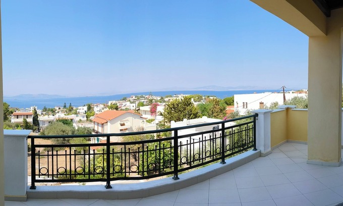 Souvala Villa | Villa Palli - Βίλα με θέα θάλασσα και μεγάλο μπαλκόνι