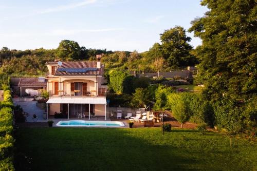 Trevignano Romano Villa | Villa Panorama Pool & Garden