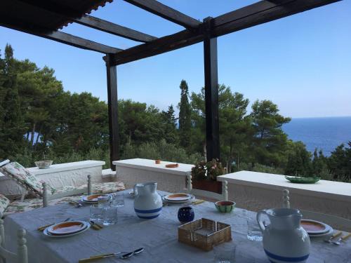 Marina di Marittima Villa | Villa Panoramica a Castro