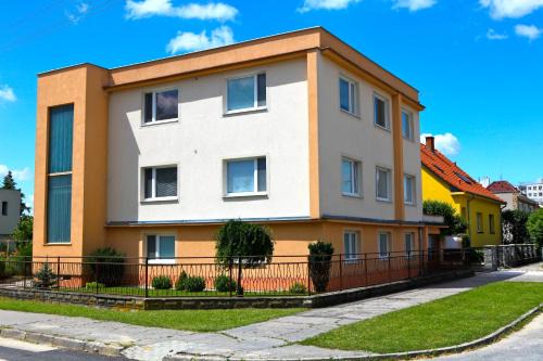 Piestany House | Villa Paris