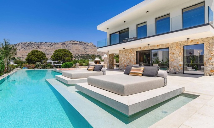 Pefkos Villa | Villa Pefkos Shore by Villa Plus